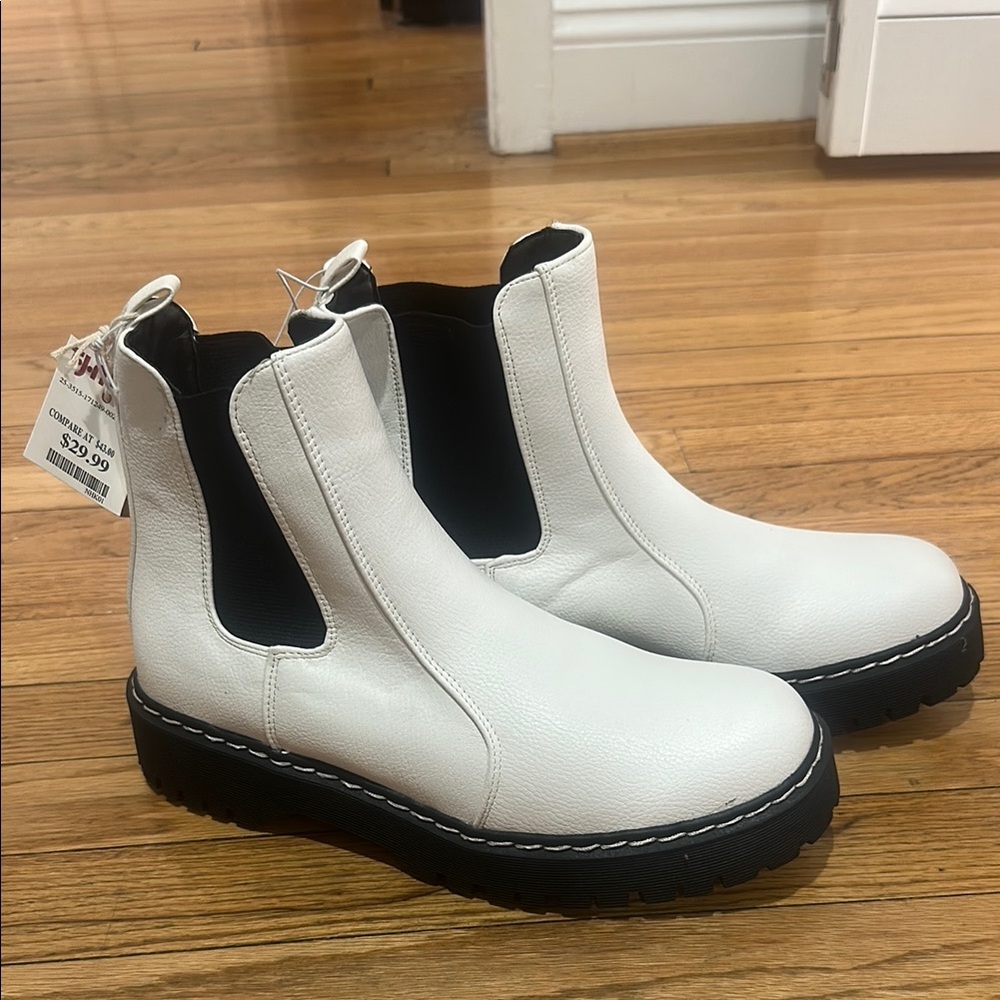 Sincerely Jules White Leather Ankle Boots